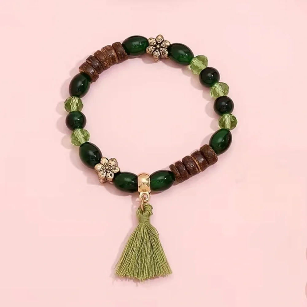 Green tassel and wing charm beaded‎ bracelet set